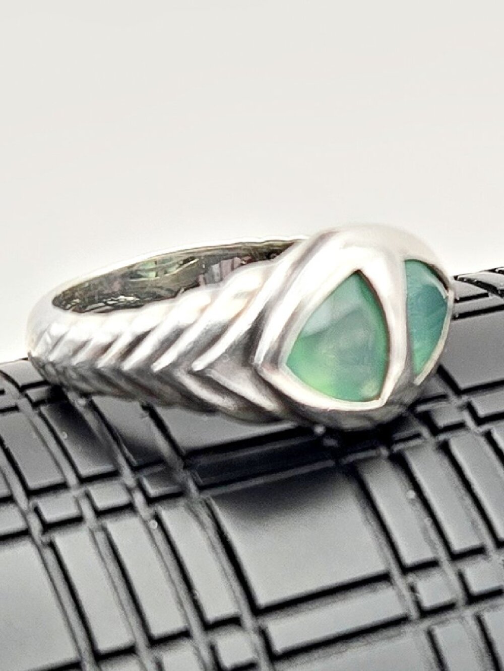 Vintage Thailand Sterling Silver Green Stone Ring Size 9 Geometric 925 ER